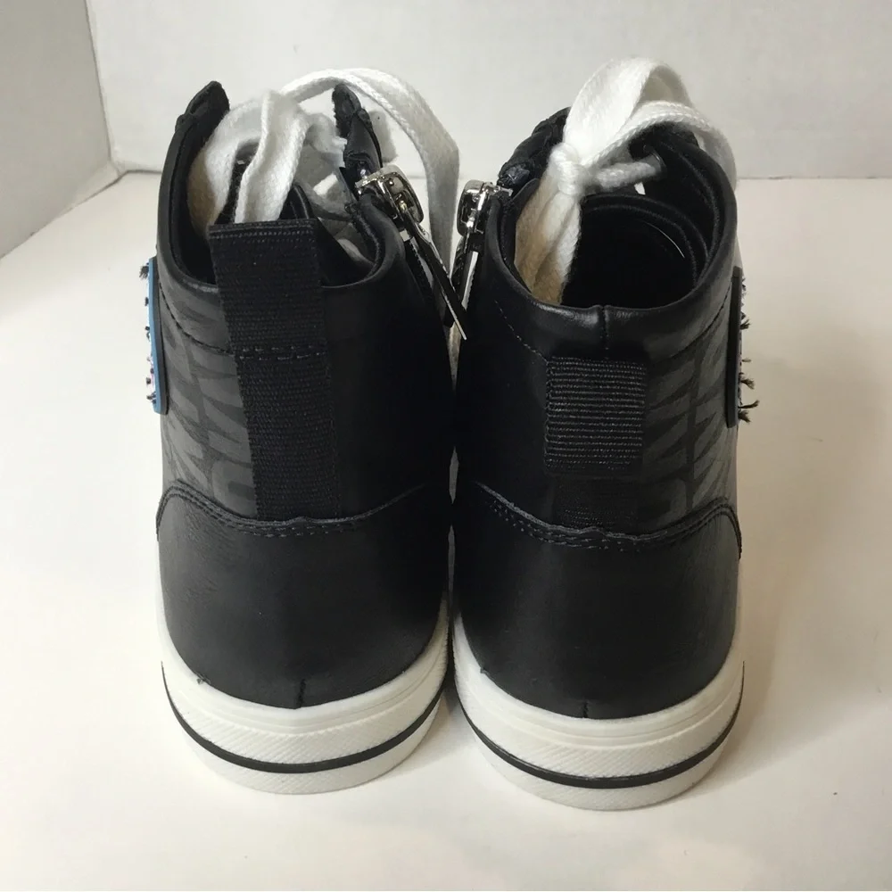 Kids DKNY Hannah Hightop shoes size 1